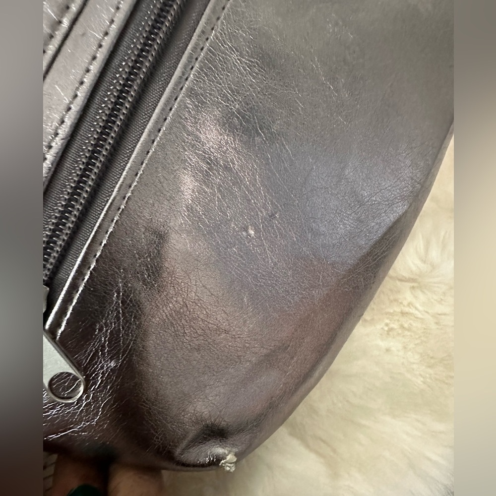 Vintage Glitz & Glam Metallic Silver Sequin Clutch - Picture 10 of 17